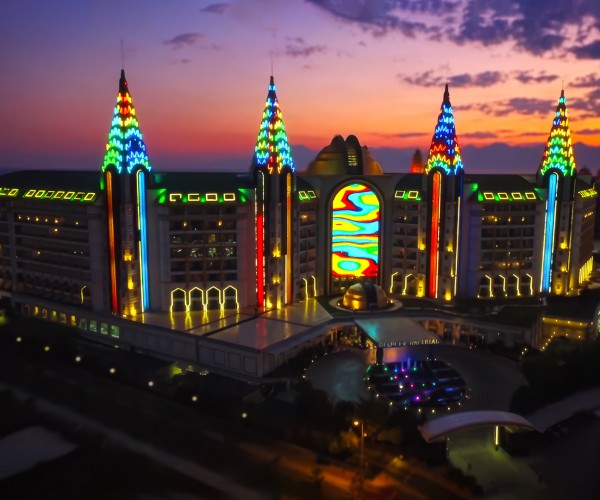 Delphin Imperial - Dış Cephe Aydınlatma Projesi