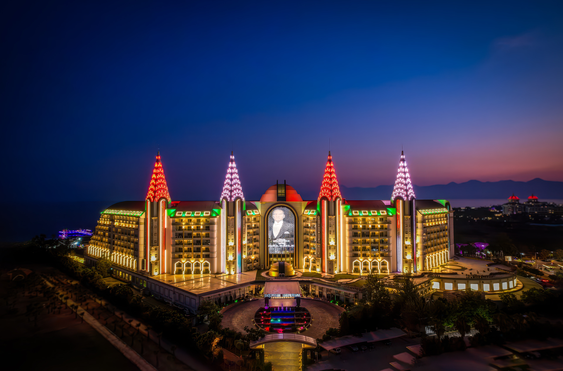 Delphin Deluxe Resort Hotel
